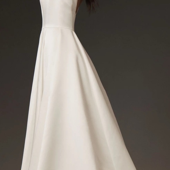 Anthropologie Elegant White Wedding Dress - Picture 3 of 8
